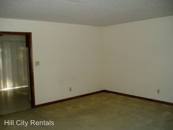 Heritage Court - Photo 2 of 3