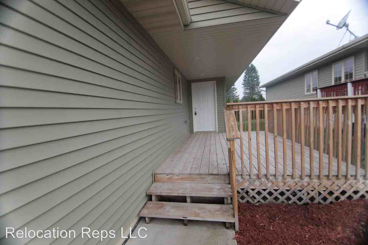 2018 Parkside Ct - Photo 2 of 24