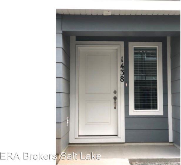 1438 S 590 E - Photo 2 of 24