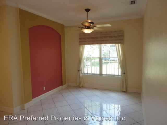 4140 Hemingway Dr - Photo 3 of 13