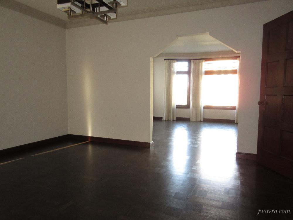 1156 Guerrero St - Photo 3 of 12