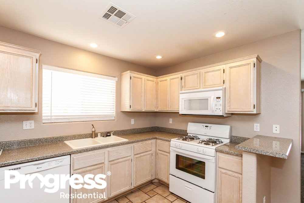 5450 Mercantile St - Photo 7 of 17