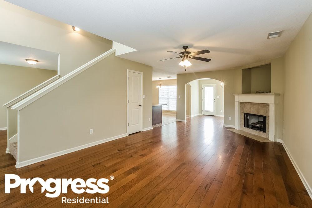 5125 Featherbend Ln - Photo 2 of 19