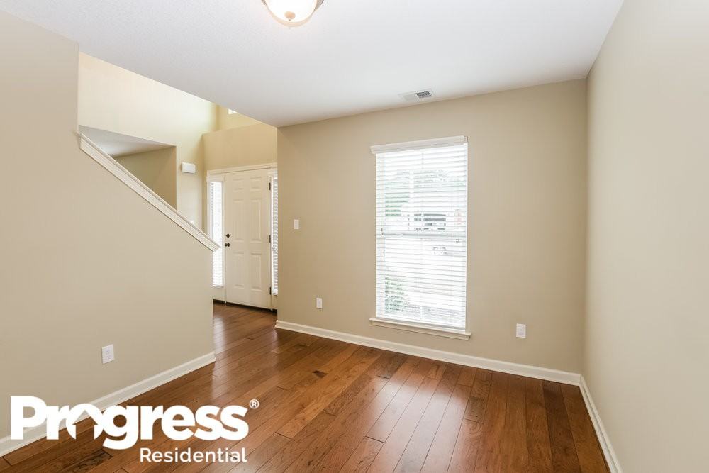 5125 Featherbend Ln - Photo 3 of 19