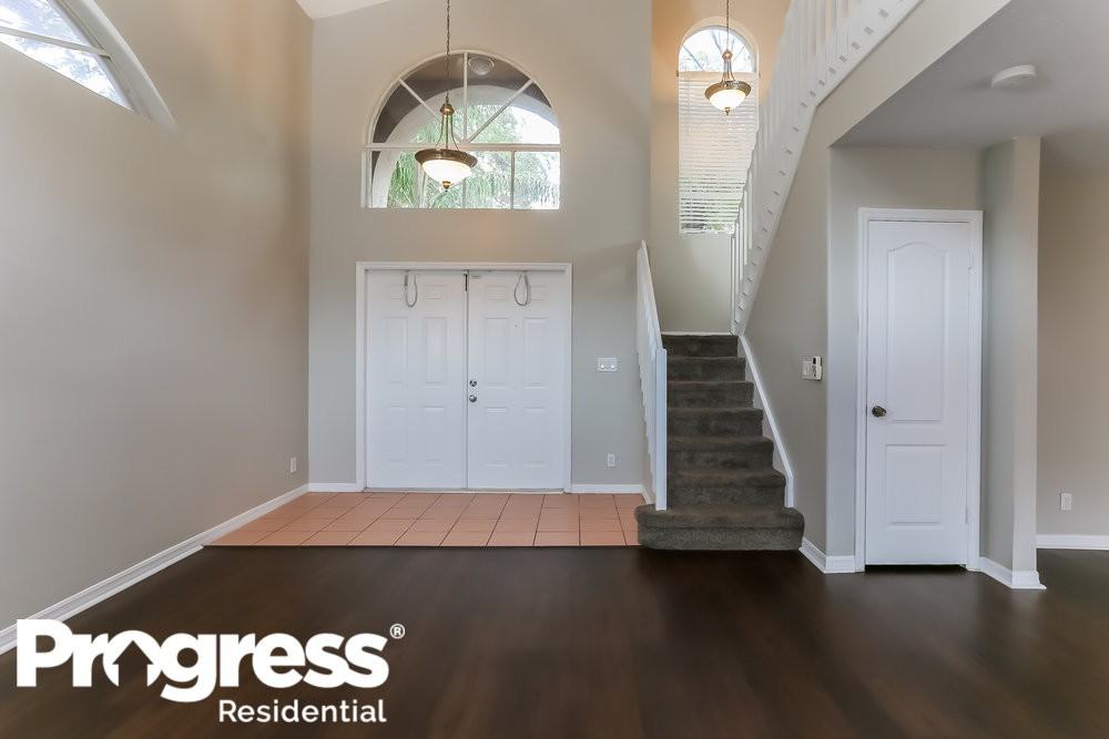 11260 Renaissance Rd - Photo 2 of 15