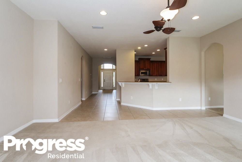 2119 123rd Ter E - Photo 3 of 19