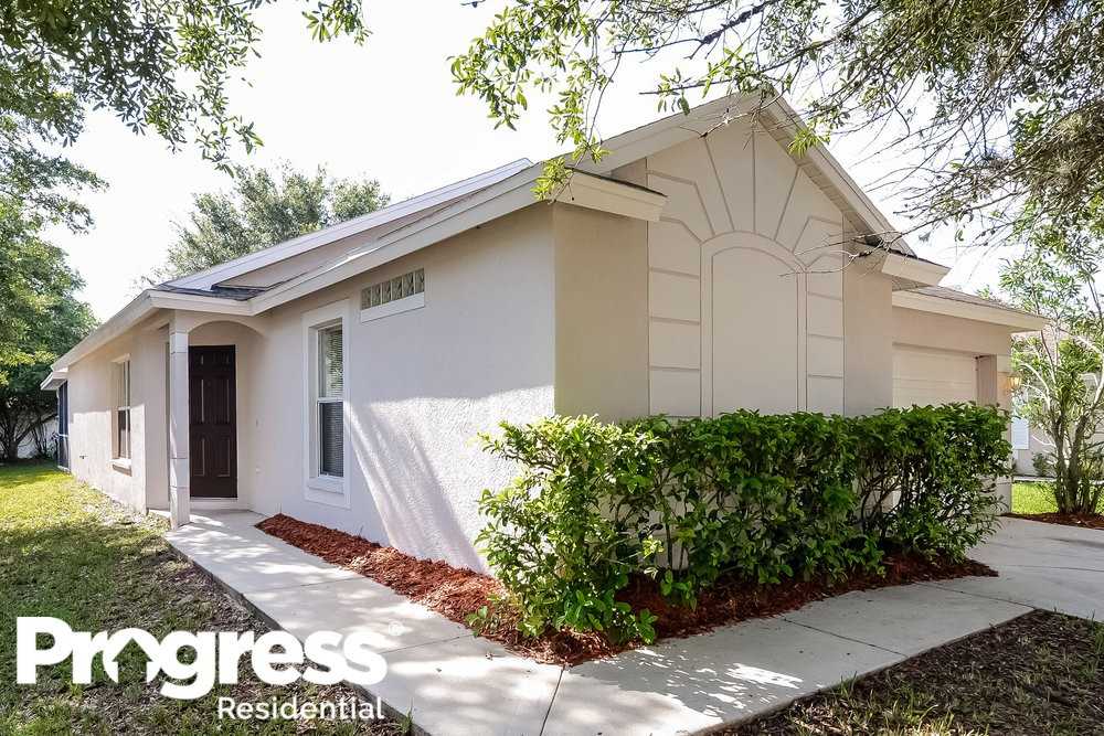 5042 Prairie View Way - Photo 2 of 15