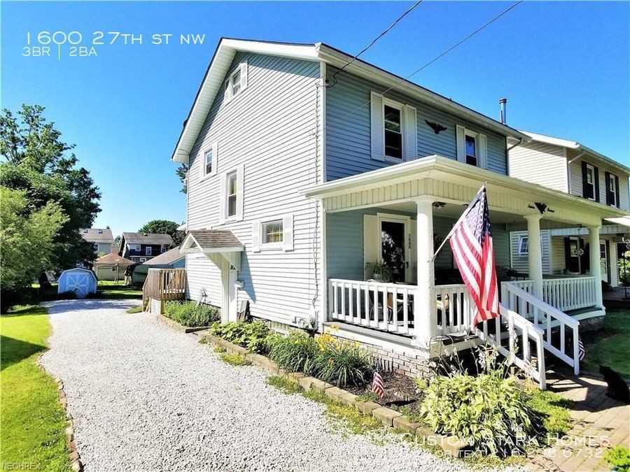 1600 27th St NW - Photo 2 of 6