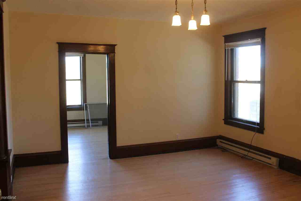 Sheyenne Apartments 230 Central Ave S, Valley City, ND 58072 Zumper