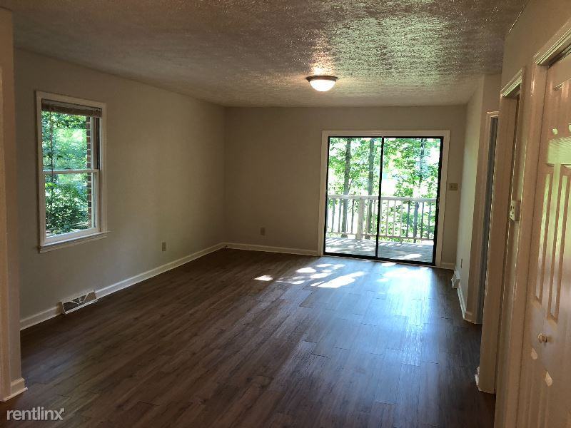 154 Laurel Ln - Photo 3 of 10