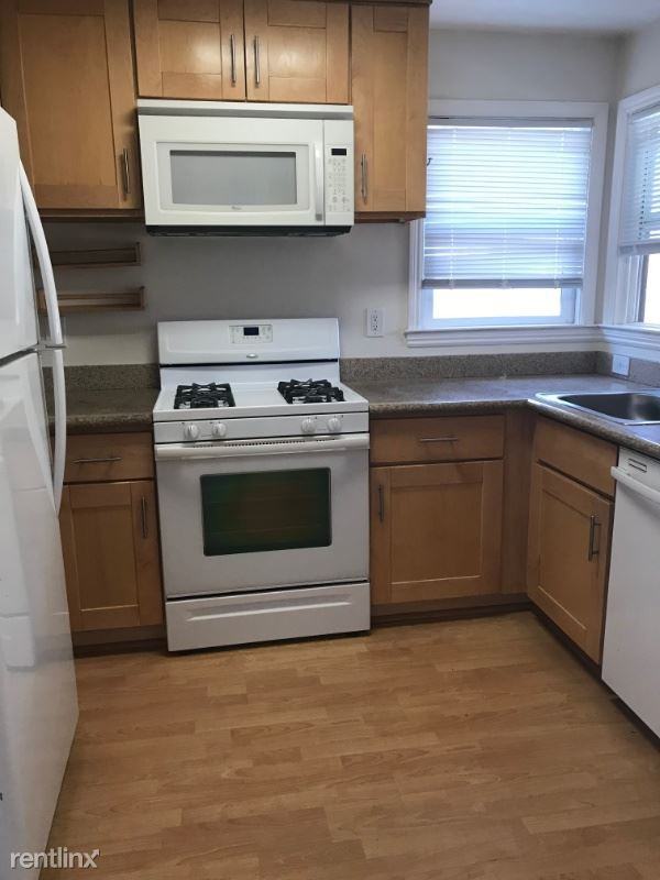 2020 Williams St - Photo 3 of 5