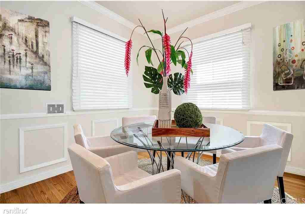 812 N Orange St - Photo 2 of 12