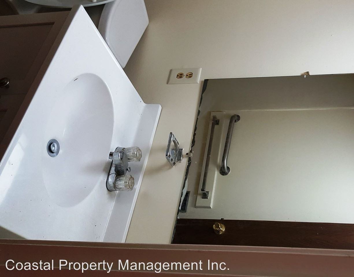 7 Gilcrest St. Pl. - Photo 2 of 4