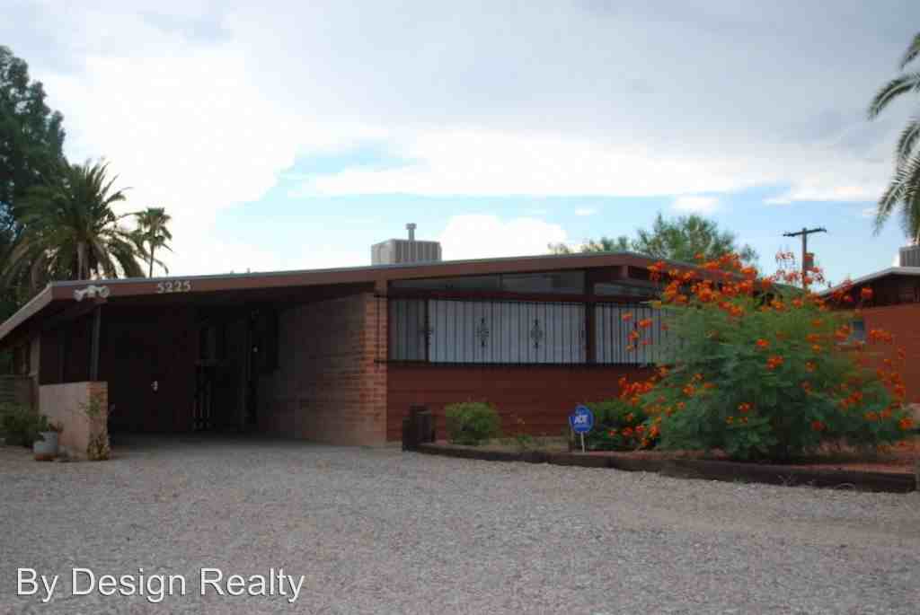 5225 East 5th Street - Photo 3 of 28