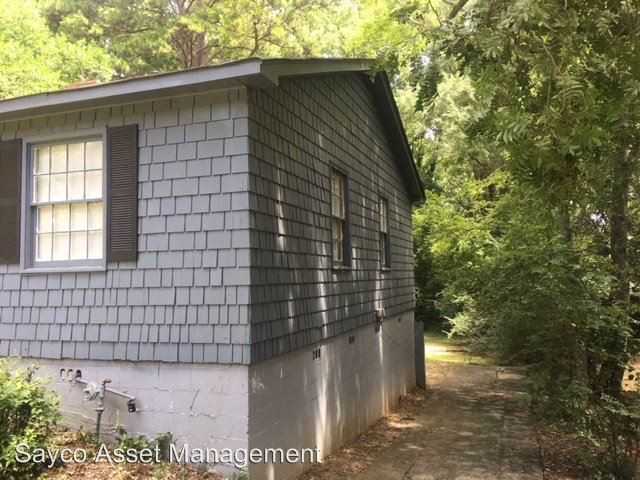 621 Brunson Ave - Photo 3 of 12