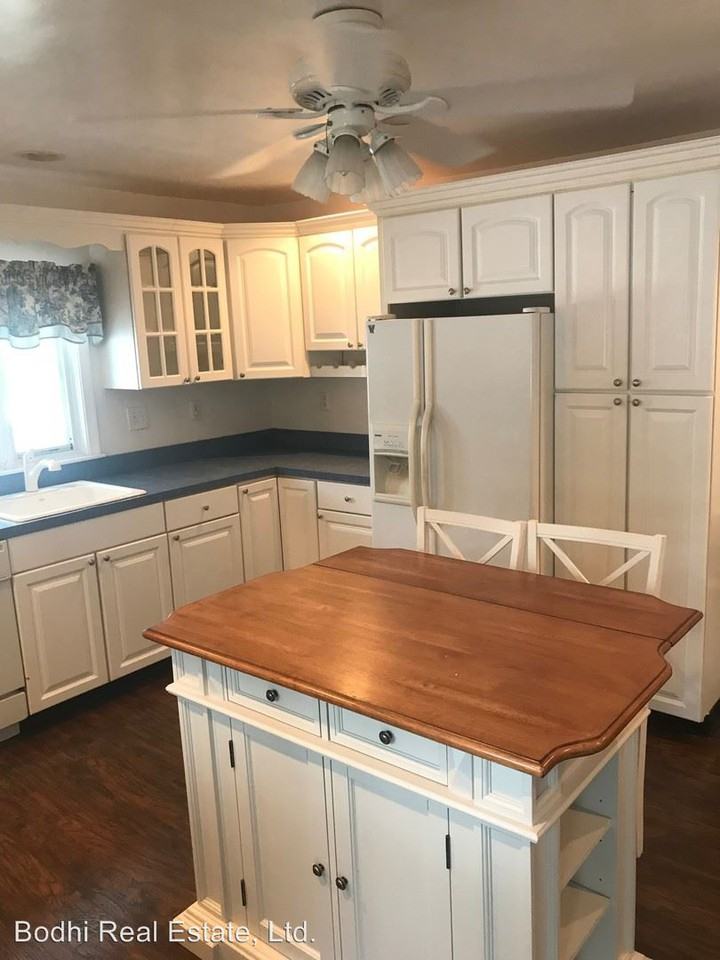 230 Landover Rd - Photo 2 of 25