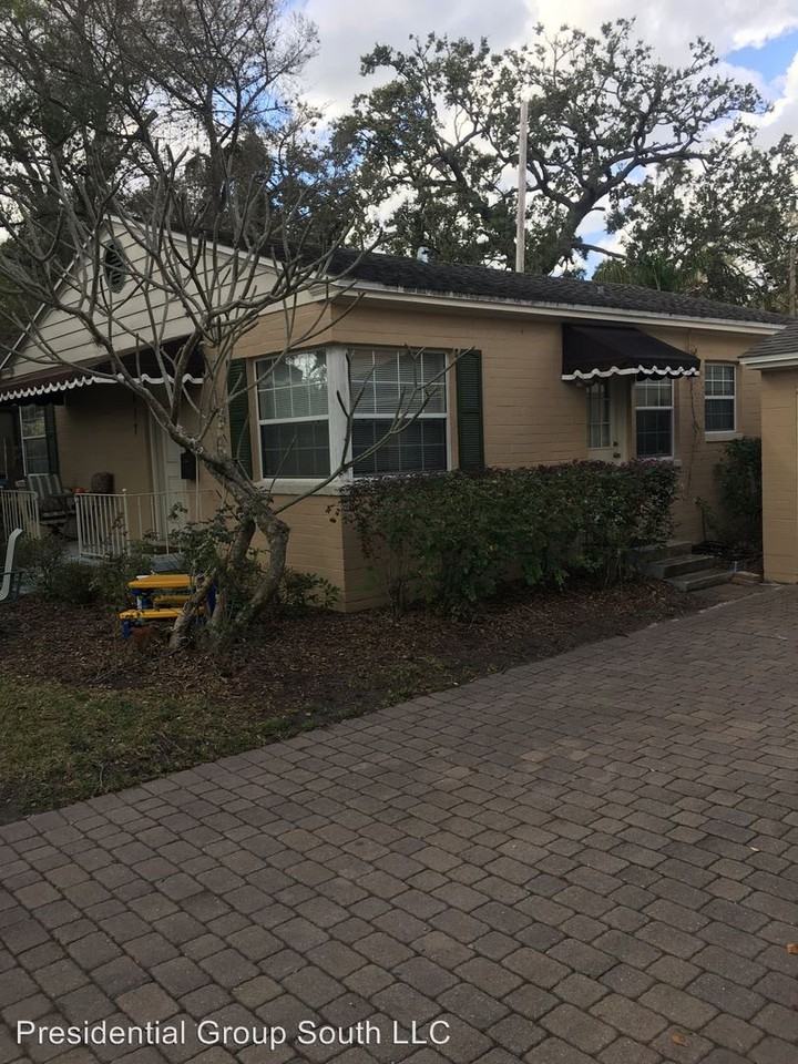 617 Richmond St - Photo 2 of 11