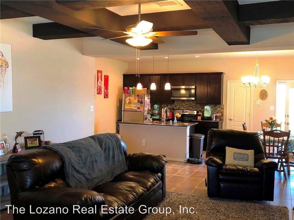 14733 Harry Flournoy - Photo 3 of 28