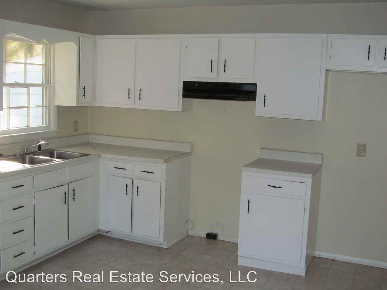 3815 Queen Ann Cir - Photo 3 of 12