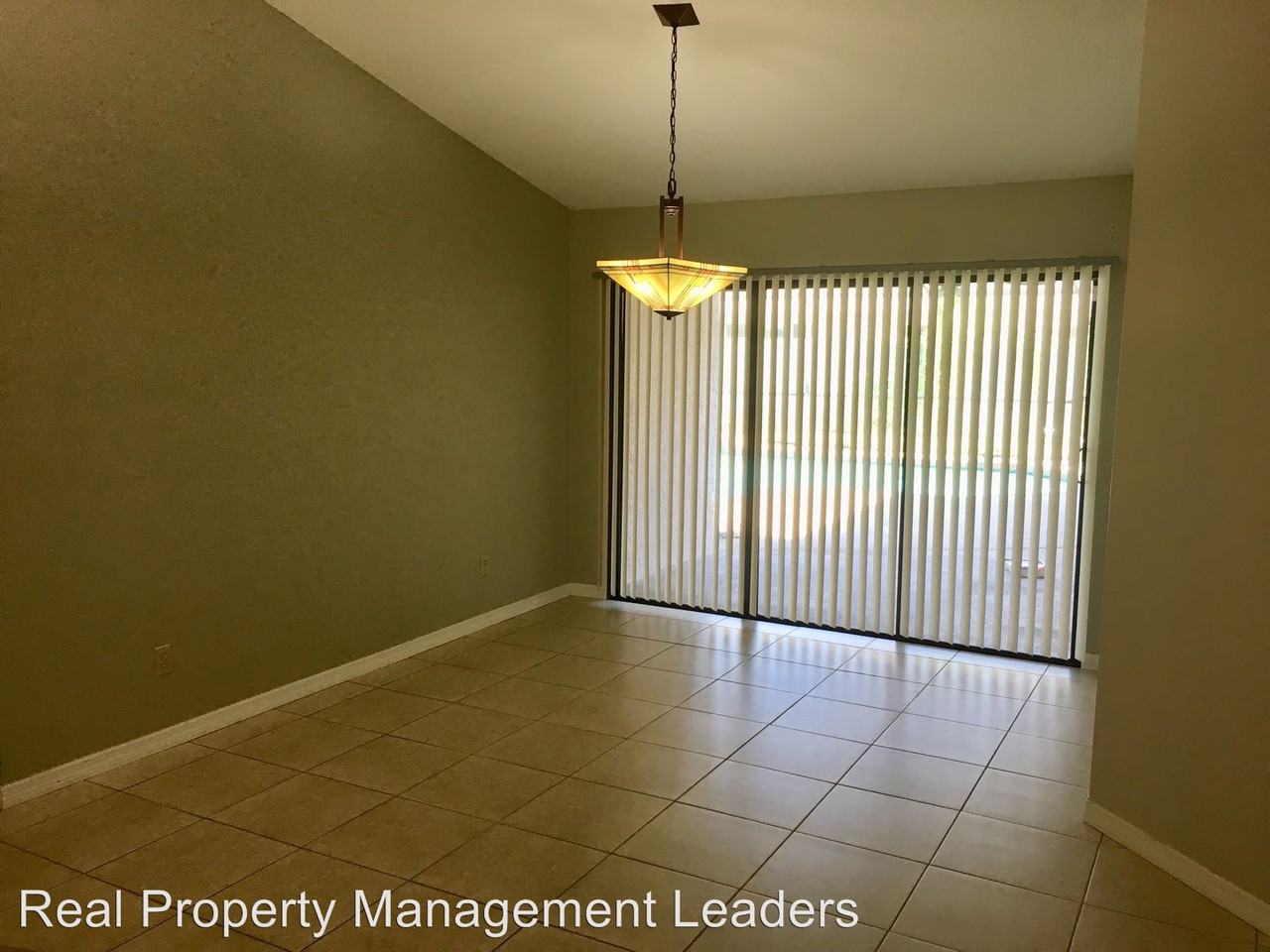 9412 Pebble Glen Ave - Photo 2 of 14