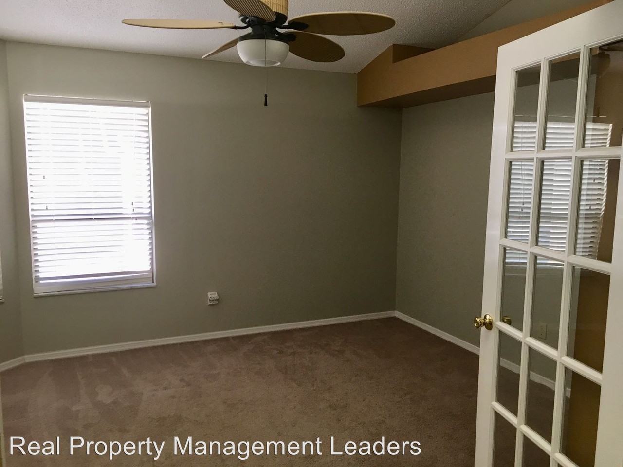 9412 Pebble Glen Ave - Photo 3 of 14