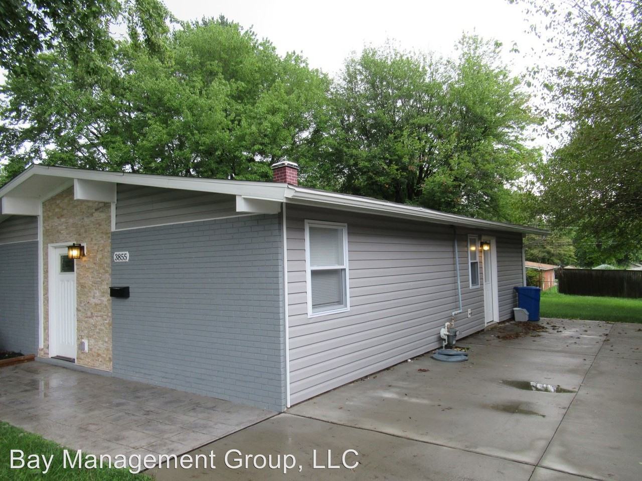 3855 Elmcroft Rd - Photo 2 of 20