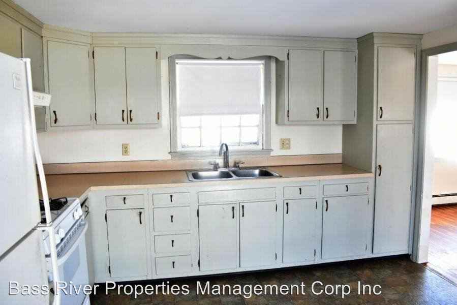 63 Lower County Rd - Photo 3 of 4