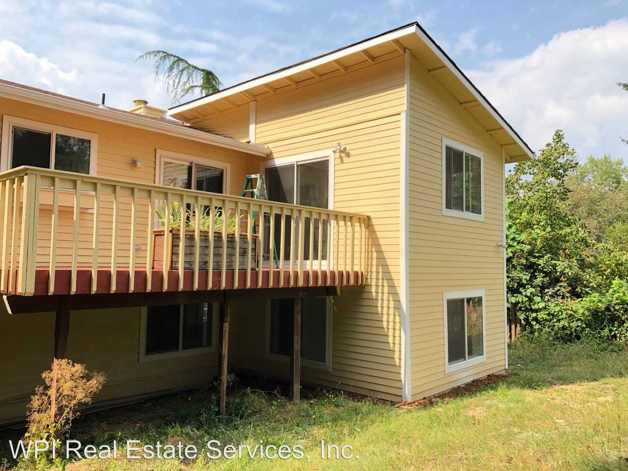 7711 NE 167th St - Photo 2 of 15