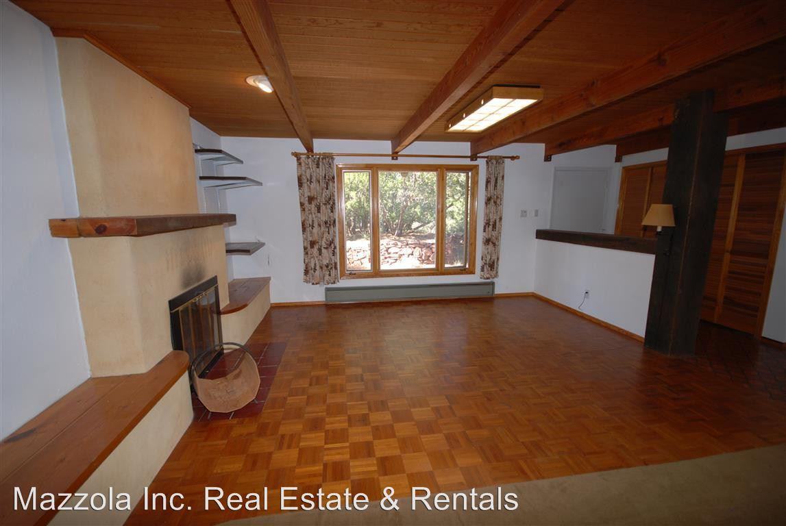 22 Derek Rd - Photo 2 of 25