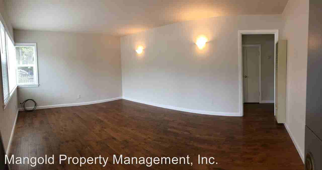 1669 Harding St - Photo 3 of 12