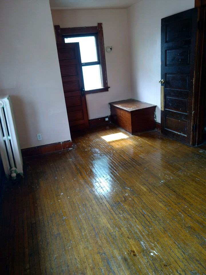 218 Kevin Pl - Photo 2 of 7