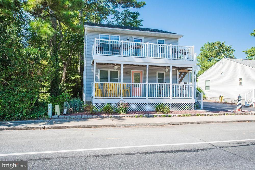 504 Seaweed Ln - Photo 3 of 50
