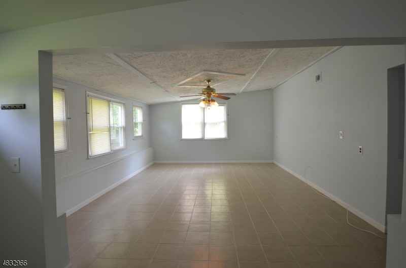 47 Norwood Rd - Photo 3 of 4