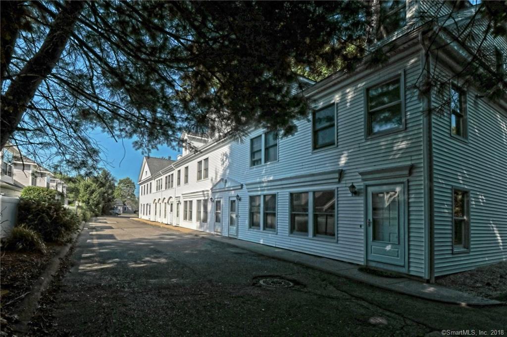 279 New Haven Ave - Photo 3 of 40