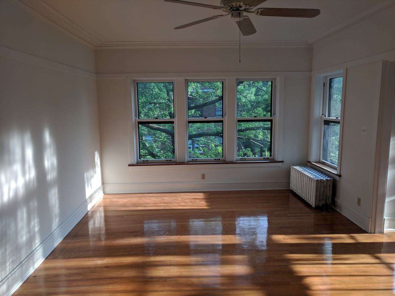 5324 North Glenwood Avenue #3 - Photo 3 of 11