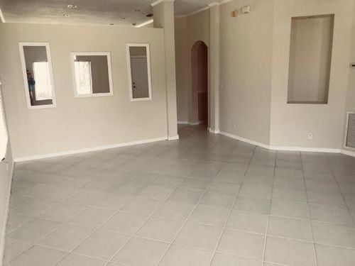 2509 SE Springtree Pl - Photo 3 of 3