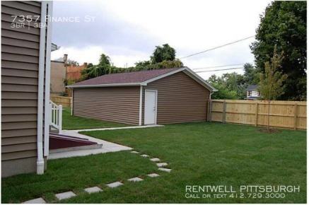 7357 Finance St - Photo 3 of 12