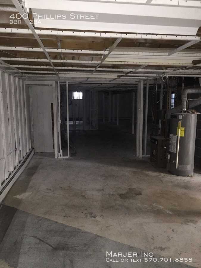 400 Phillips St - Photo 2 of 18