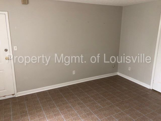 3209 Kemmons Dr #101 - Photo 3 of 9