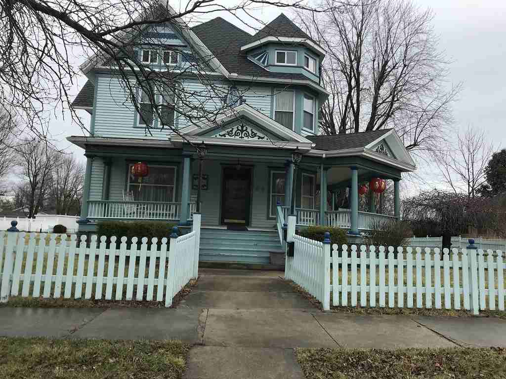 508 N Main St - Photo 2 of 50