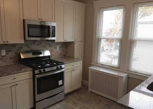 70 8th St - Photo 3 of 12