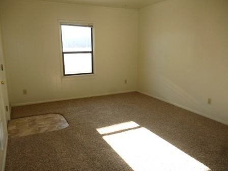 1750 Maple St - Photo 3 of 5