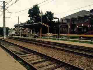 2730 Broadway Ave - Photo 2 of 6