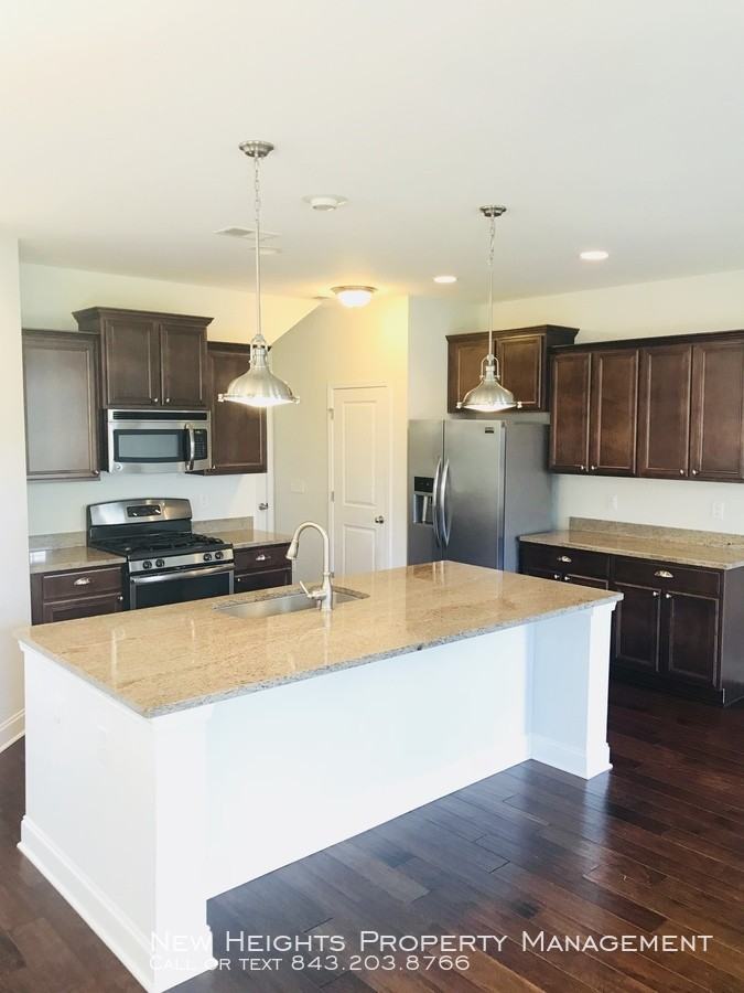 2152 Oyster Reef Ln - Photo 3 of 22