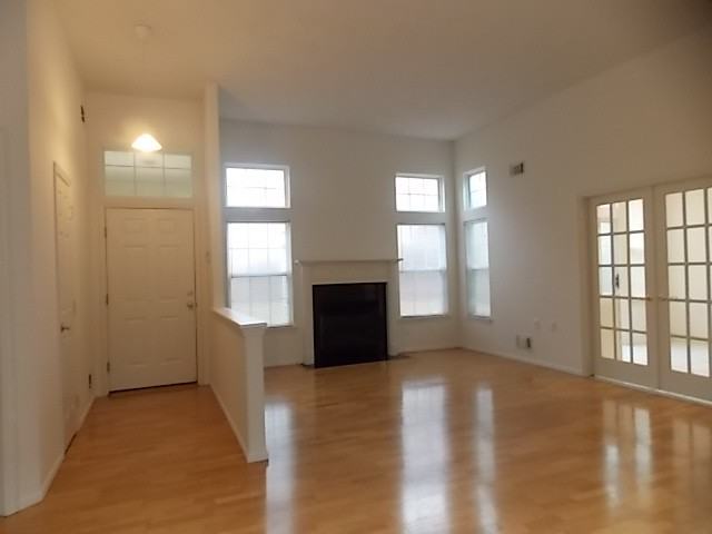 554 Leisure Dr - Photo 2 of 26