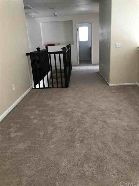 1416 Plaza Way - Photo 2 of 10