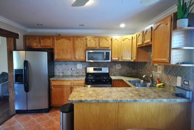 8937 Southfield Dr - Photo 2 of 7