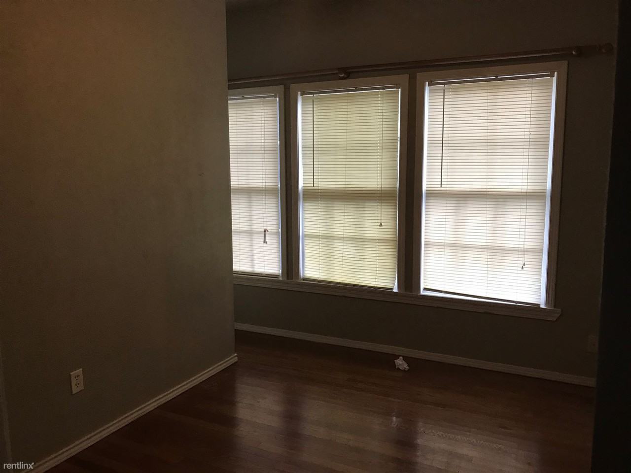 1041 Albany St - Photo 2 of 8