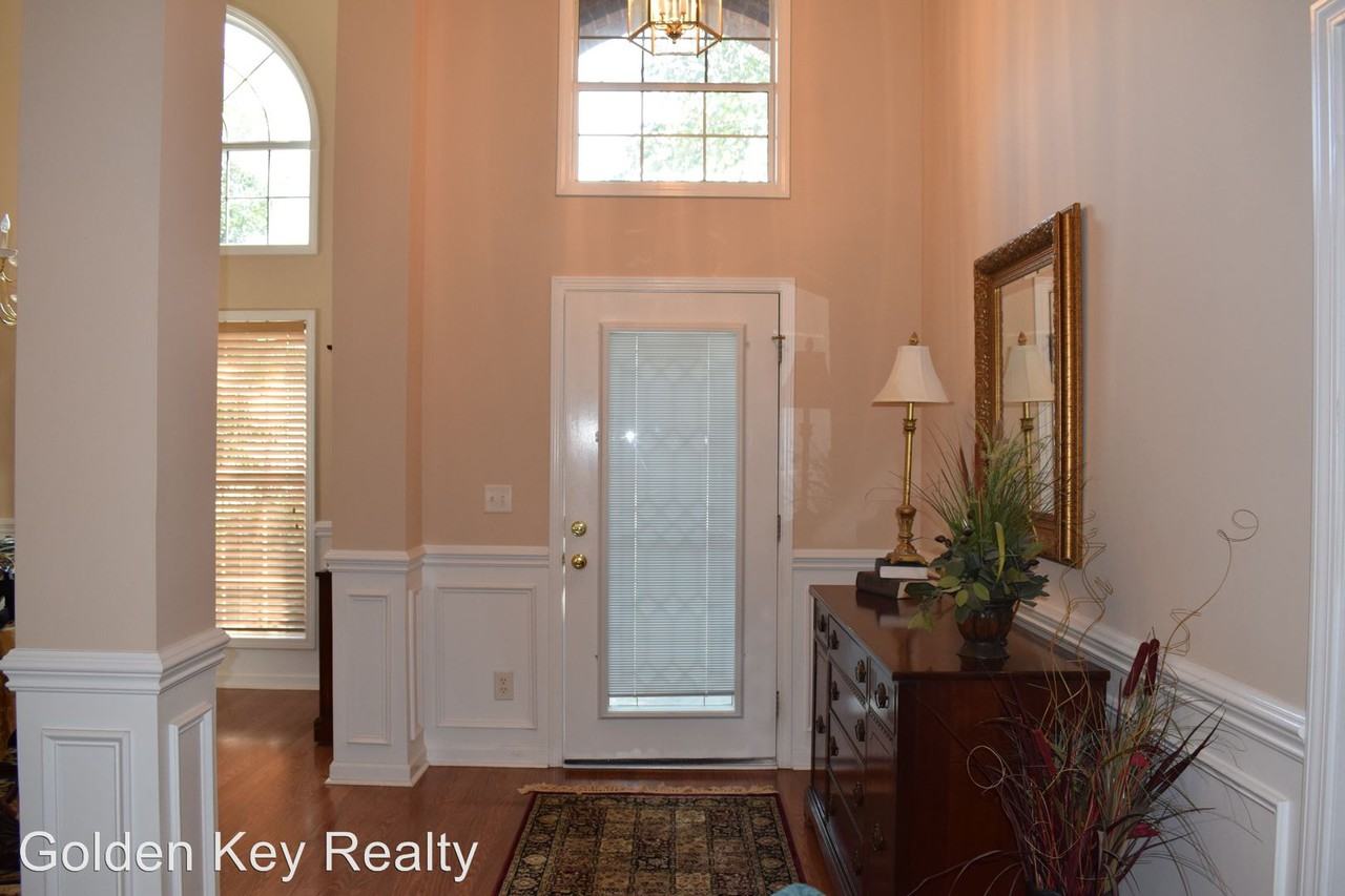 103 Oros Point - Photo 2 of 25