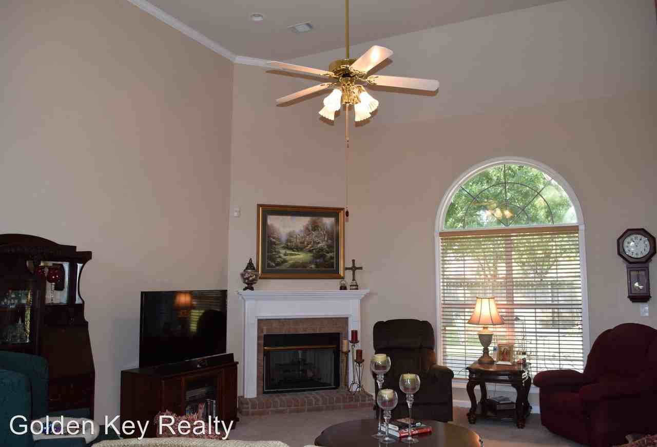 103 Oros Point - Photo 3 of 25